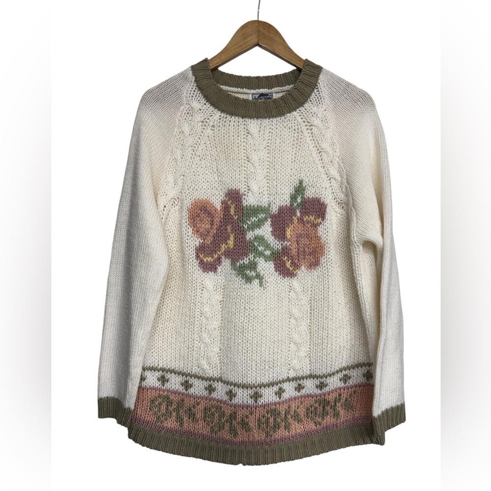 Chunky Knit Floral Sweater by Andrew St. John – Vintage Cottagecore Aesthetic